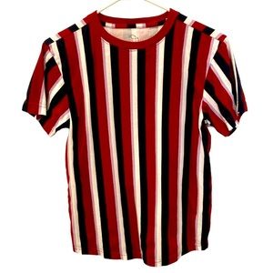 Men’s Original Use Crew Neck Short Sleeved Red Striped Tee Shirt. Size X-Small.